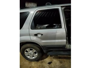 2004 Ford Escape Right Rear Door Glass