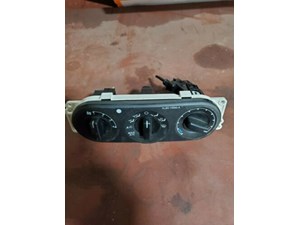 2002-2007 Ford Escape Front Heat And Air Control Unit