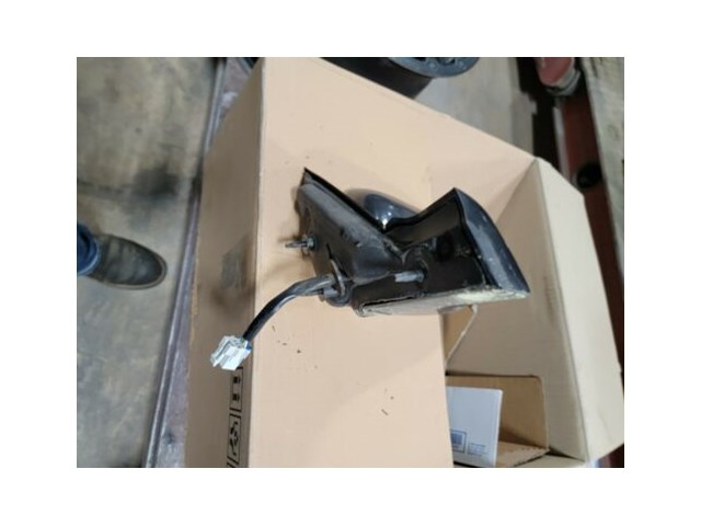 2006 Chevrolet Impala Left Drivers Power Mirrow