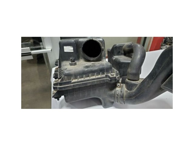 2003 Kia Sportage Air Breather Box Oem