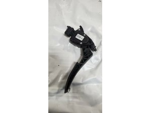 2015 Checy Cruze Accelerator Pedal