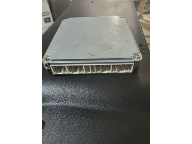 2000 toyota Camery Engine Control Module 