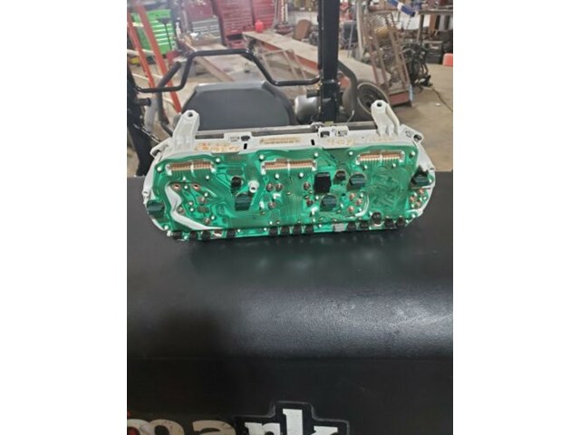 2000 Toyota Camery Insturment Cluster