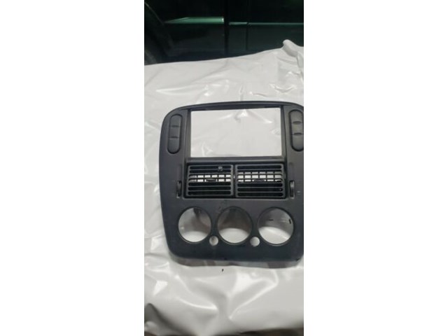2002 Ford Explore Radio Trim Face Plate