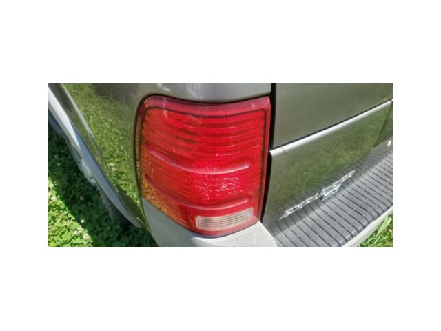2002 Ford Explore Left  Tail Light