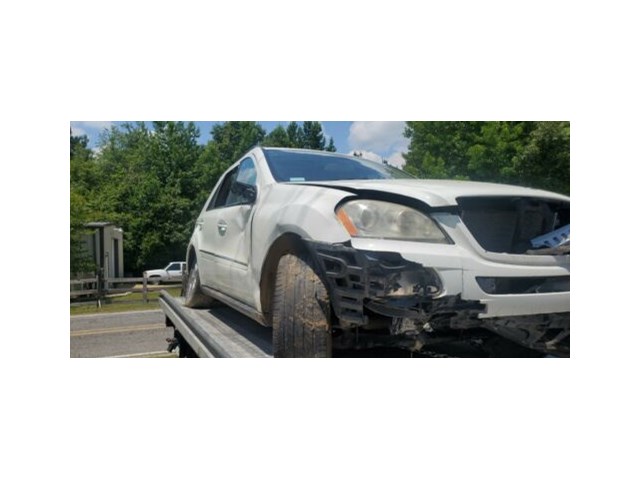 2006-2011 Mercedes Ml350 Left Rear Door Assembly Code 650 Artic White 