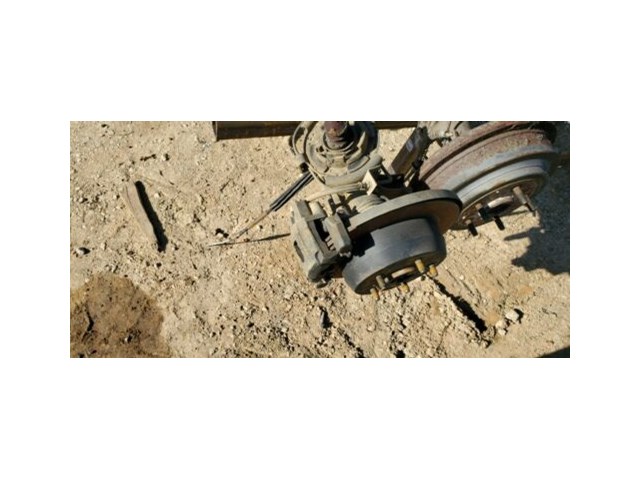 2004 Jeep Cherokee Rear End 35 Spline 3:55 Gear