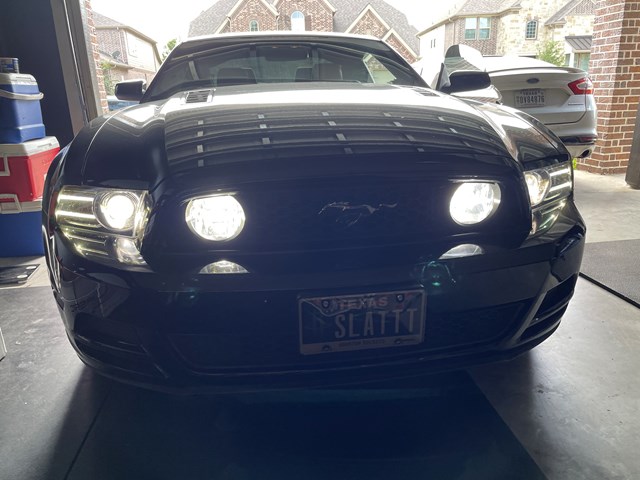 2014 Ford Mustang Grille with Oem lights