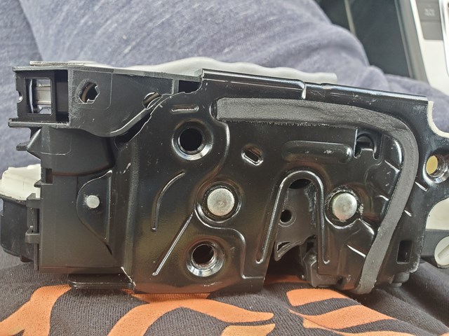 2010 Volkswagen CC Door Lock Actuator
