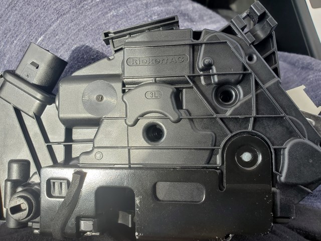 2010 Volkswagen CC Door Lock Actuator