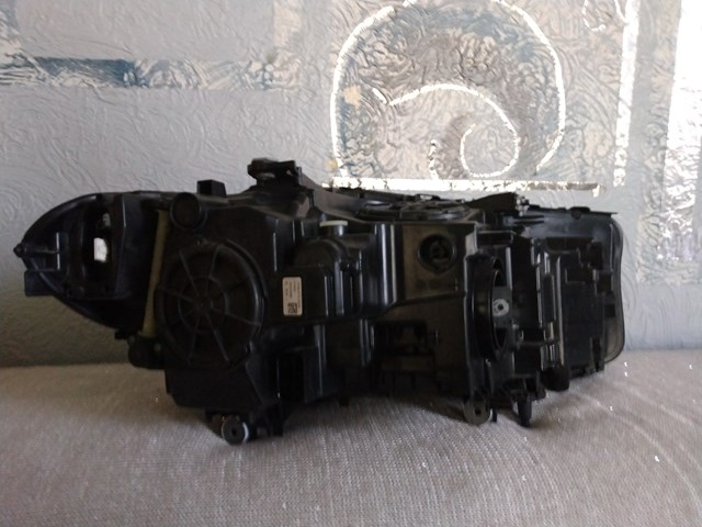 2018 BMW M5 Headlight (Drivers)