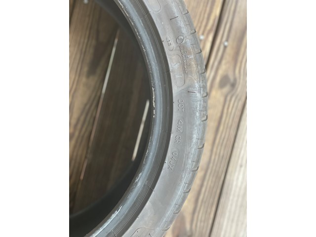 2012 Volkswagen Golf R Tire