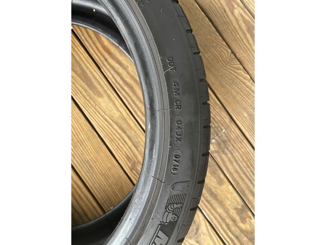 2012 Volkswagen Golf R Tire