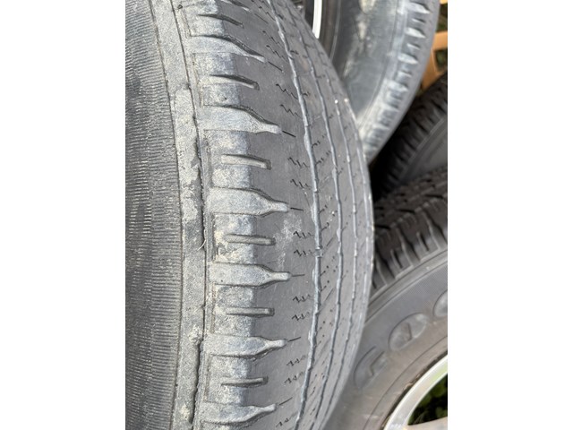 2016 Dodge Ram 1500 Stock Wheel & Tire Set 