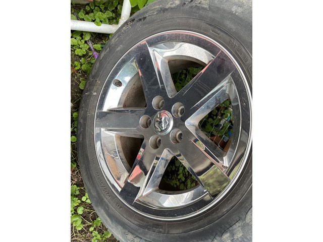 2016 Dodge Ram 1500 Stock Wheel & Tire Set 