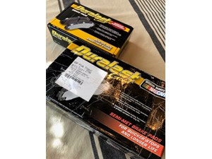 Duralast Gold Brake Pads DG1352 and DG1474