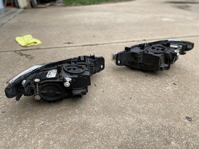 OEM 2016 BMW 328i (F30) Headlights