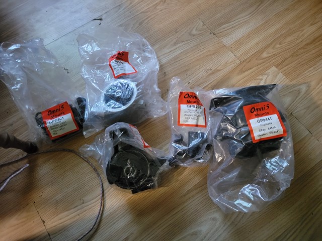 2004 Acura MDX Engine Mount