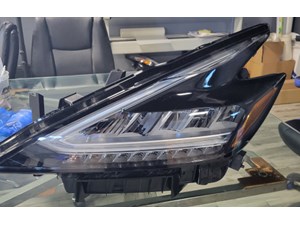 2020 Nissan Murano Headlight