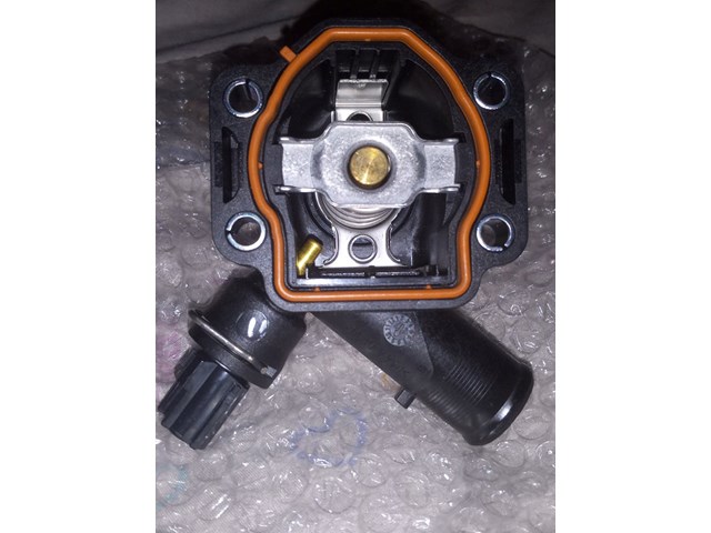 2008 Land Rover LR2 Thermostat