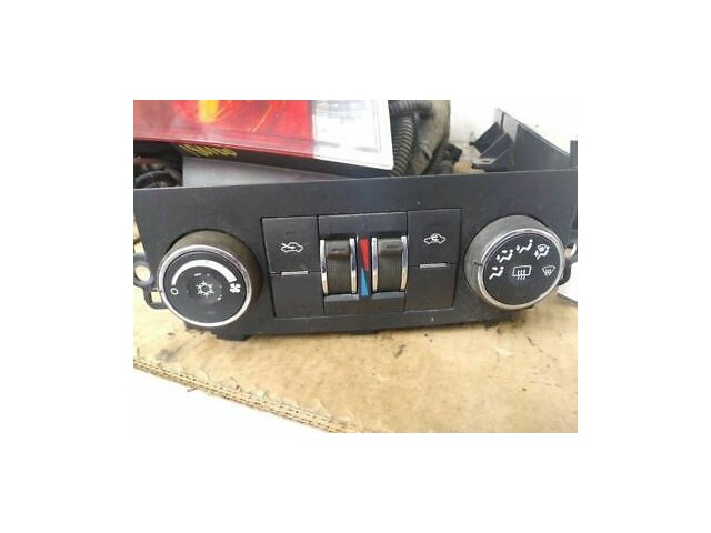 Temperature Control Dual Zone Opt CJ3 Non-heated Seats Fits 06-11 IMPALA 45401