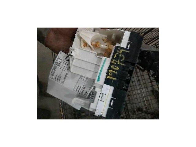 Temperature Control LHD Manual Temperature Control Fits 00-04 LEGACY 78069