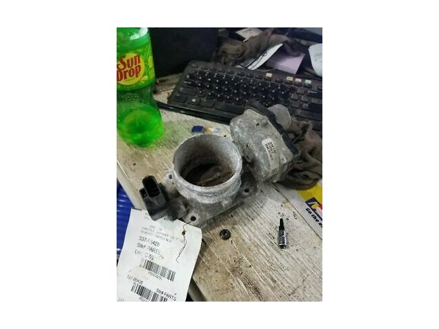 Throttle Body 8-330 5.4L Fits 05-16 FORD E350 VAN 16600