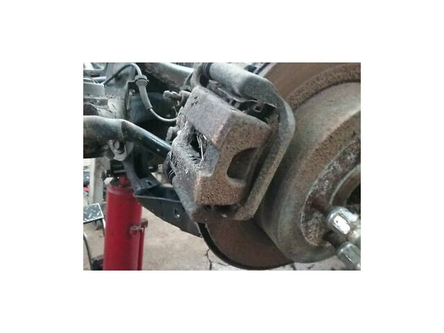 Driver Left Caliper Rear Fits 04-09 QUEST 52532