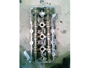 Driver Left Cylinder Head Sedan 2.7L Fits 01-05 SEBRING 96813