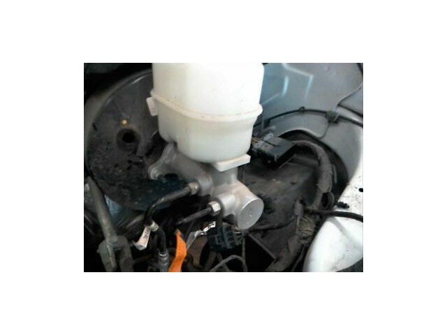 Brake Master Cylinder Fits 11-13 FORD F150 PICKUP 25568
