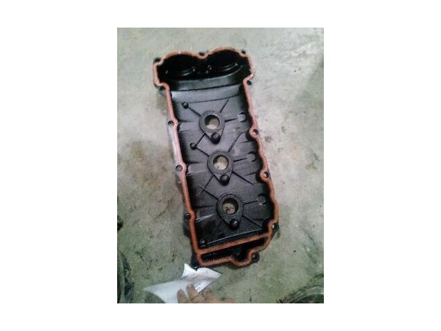 SRX       2005 Valve Cover 99514