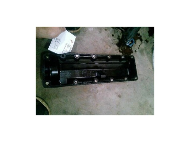F150      2001 Valve Cover 101126