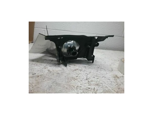 Passenger Tail Light Quarter Panel Mounted Fits 00-02 CAVALIER 3094