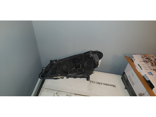 2012 Mercedes E550 Headlight Assembly