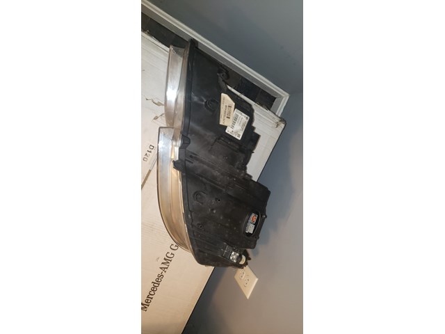 2012 Mercedes E550 Headlight Assembly