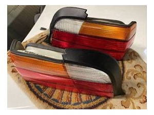 1995 BMW 318i Tail Light