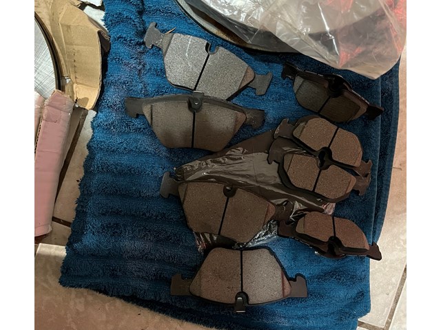 2007 BMW 328i New Rotor and Brake Set (font & back)