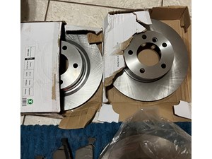2007 BMW 328i New Rotor and Brake Set (font & back)