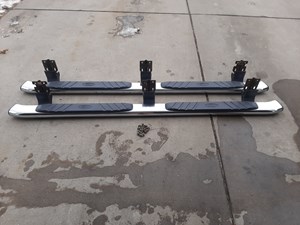 2011 Ford F250 Running Board