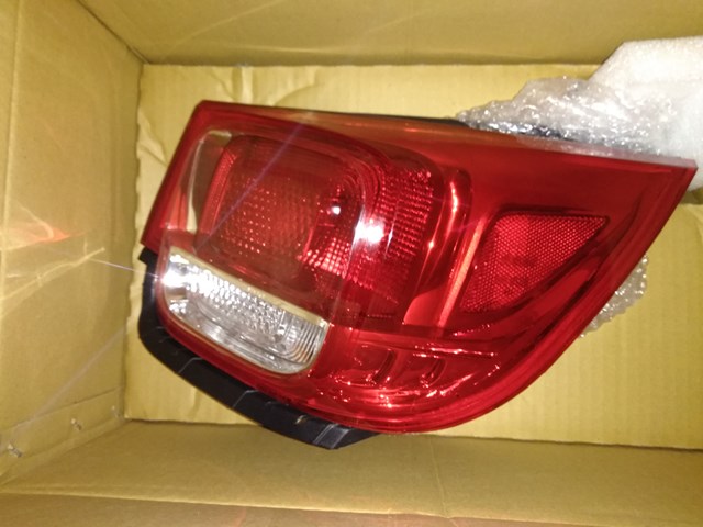 2015 Chevy Malibu Tail Light