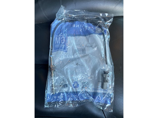 New GM# 12683525 - GM Genuine - 2017 - 2021 GMC - Chevrolet -  Silverado -  Sier