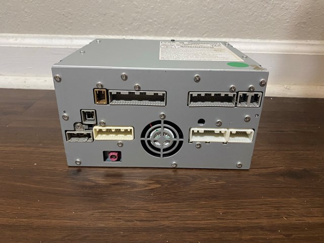 2013 Nissan Armada Radio Stereo CD Receiver