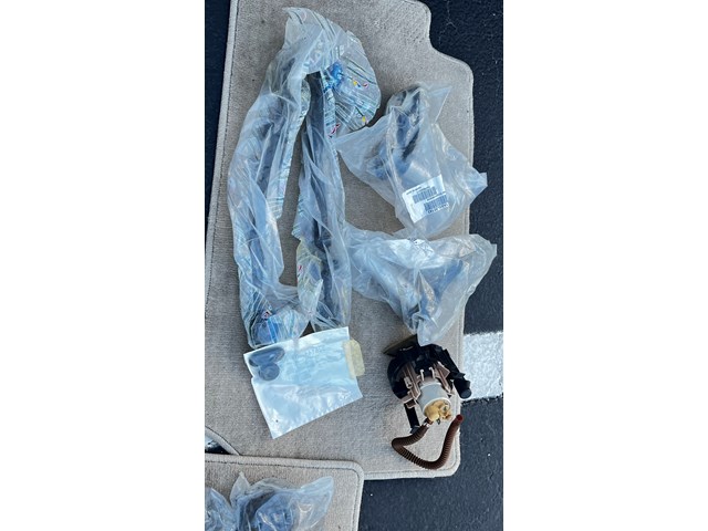 2003 BMW 530i Fuel Pump