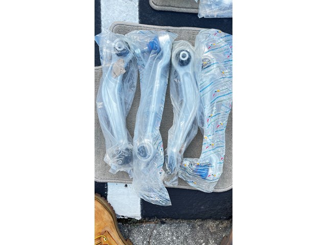 2003 BMW 530i Fuel Pump