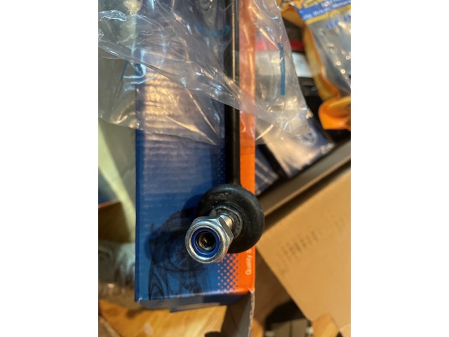 2000 BMW 530i Anti-Roll Bar