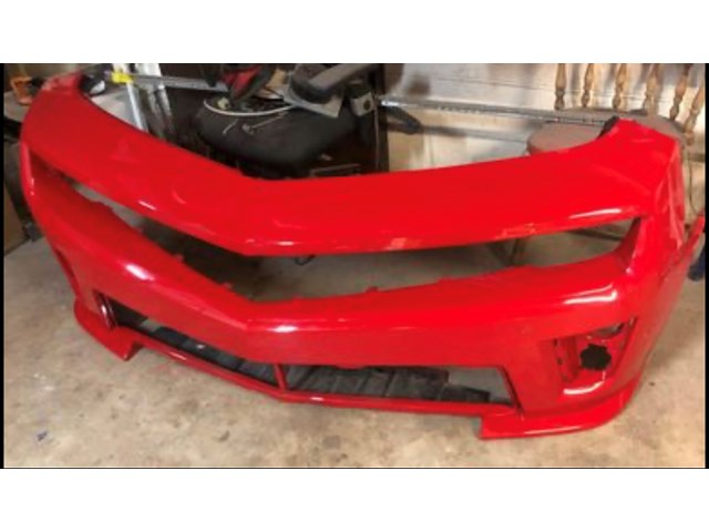 2015 - 2020 LT1 SS Camaro OEM front bumper EXCELLENT CONDITION
