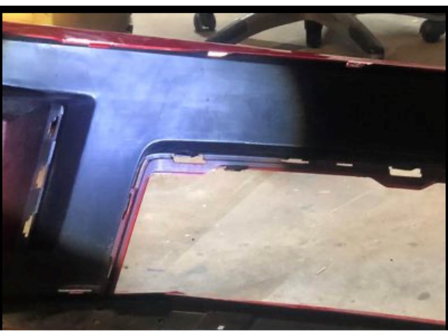 2015 - 2020 LT1 SS Camaro OEM front bumper EXCELLENT CONDITION