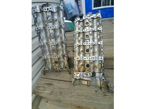 2007 Mercedes S550 L & R engine Valve Covers 