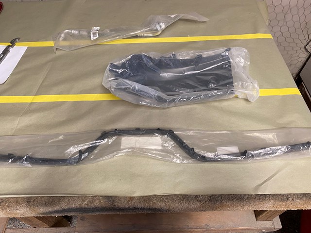2013-2017 Hyundai Veloster Rear Bumper Moulding 