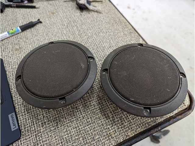 1990 Land Rover Range Rover Speaker Cover
